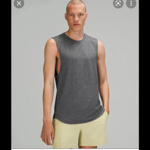 Lululemon Short Sleeve Gray and White Size Extra Large